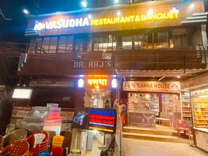 Vasudha restaurant and banquet in Dhanbad
